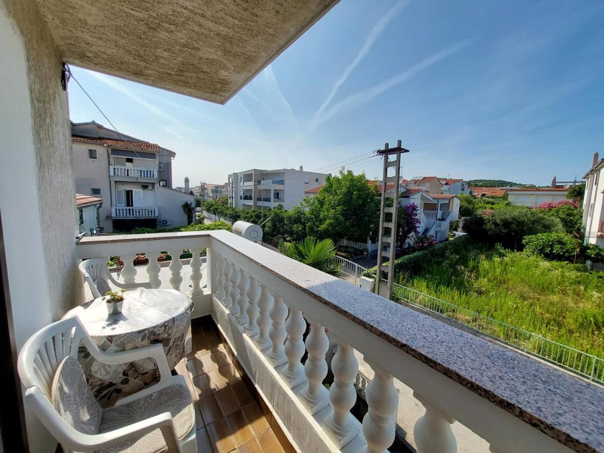 Apartmani Rahela Vodice Exterior photo